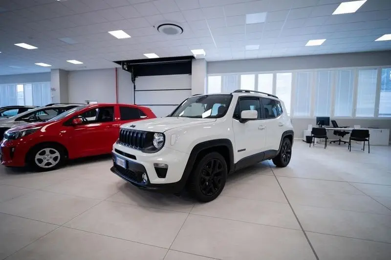 Photo 1 : Jeep Renegade 2019 Petrol