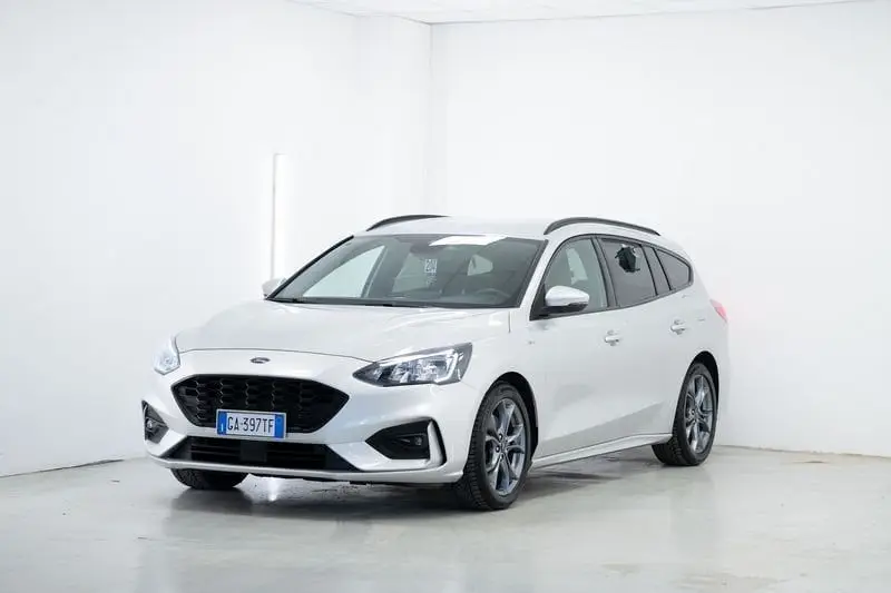 Photo 1 : Ford Focus 2020 Diesel