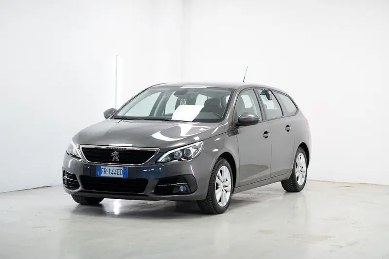 Photo 1 : Peugeot 308 2018 Diesel