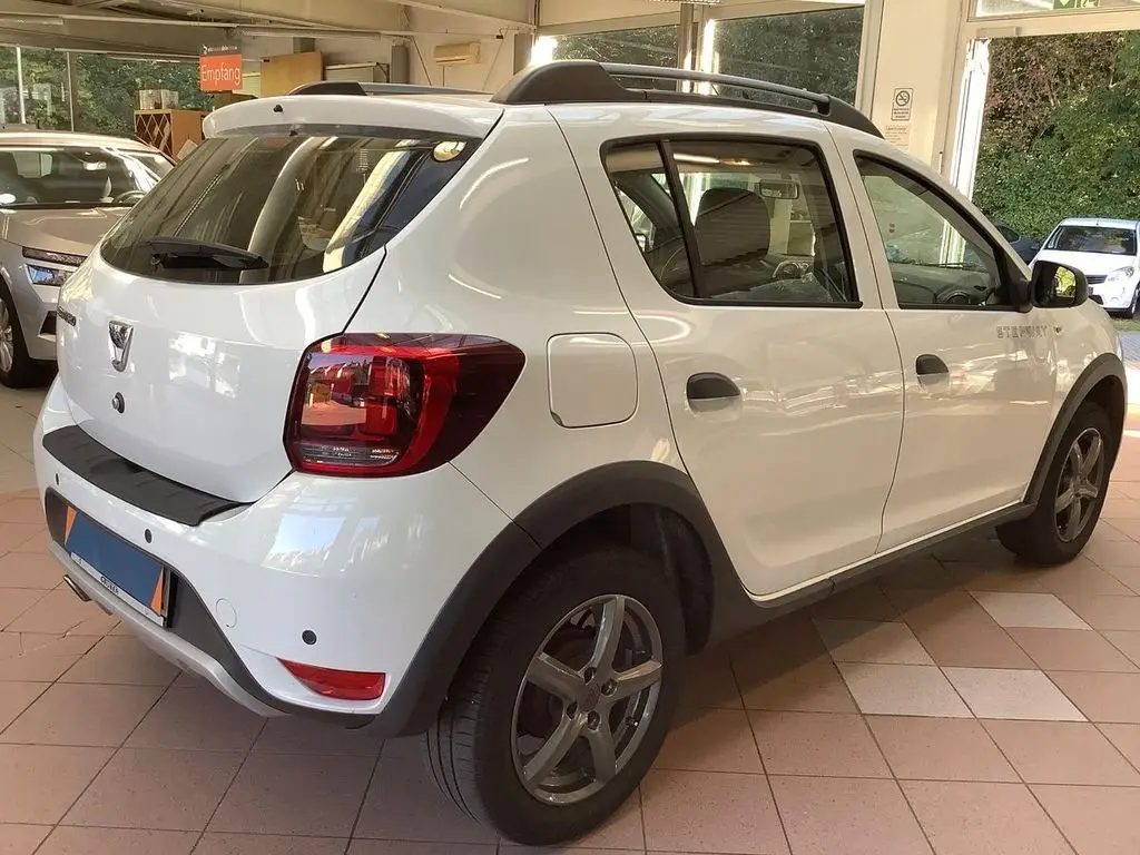 Photo 1 : Dacia Sandero 2017 Essence