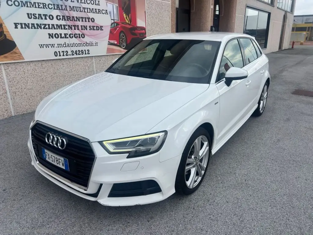 Photo 1 : Audi A3 2019 Diesel