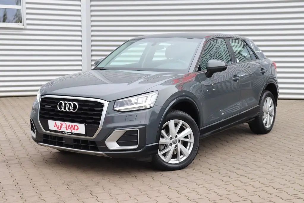 Photo 1 : Audi Q2 2020 Petrol