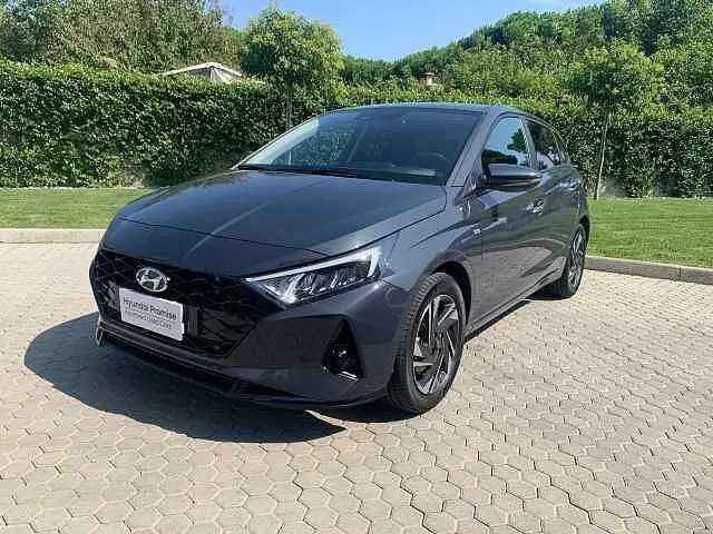 Photo 1 : Hyundai I20 2023 Petrol