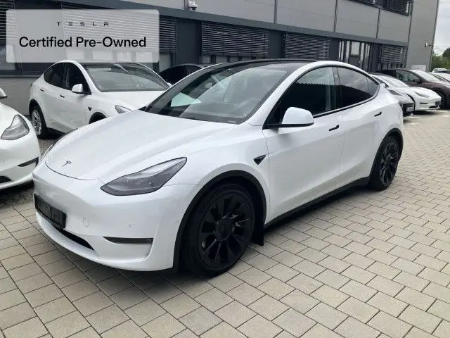 Photo 1 : Tesla Model Y 2022 Non renseigné