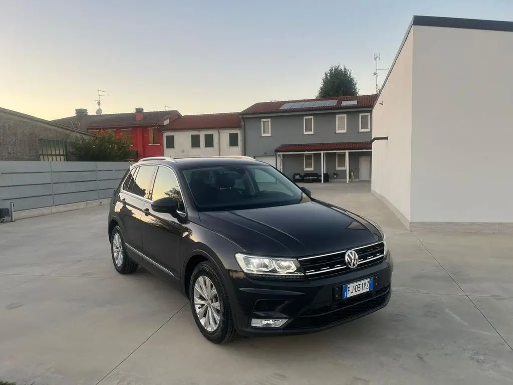 Photo 1 : Volkswagen Tiguan 2017 Diesel