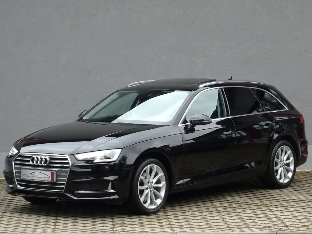 Photo 1 : Audi A4 2019 Petrol