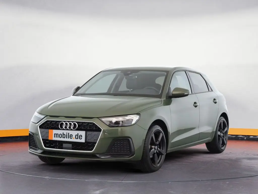 Photo 1 : Audi A1 2024 Essence