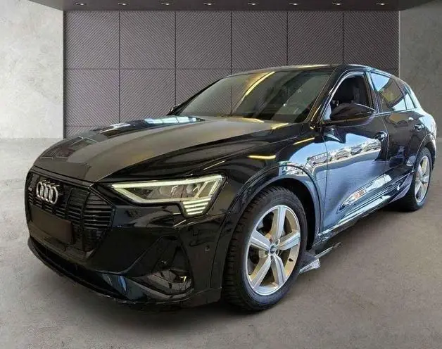 Photo 1 : Audi E-tron 2021 Not specified