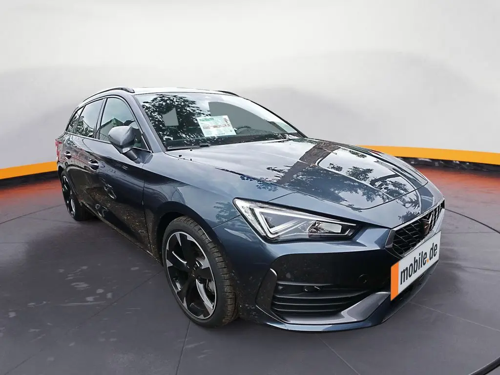 Photo 1 : Cupra Leon 2023 Petrol