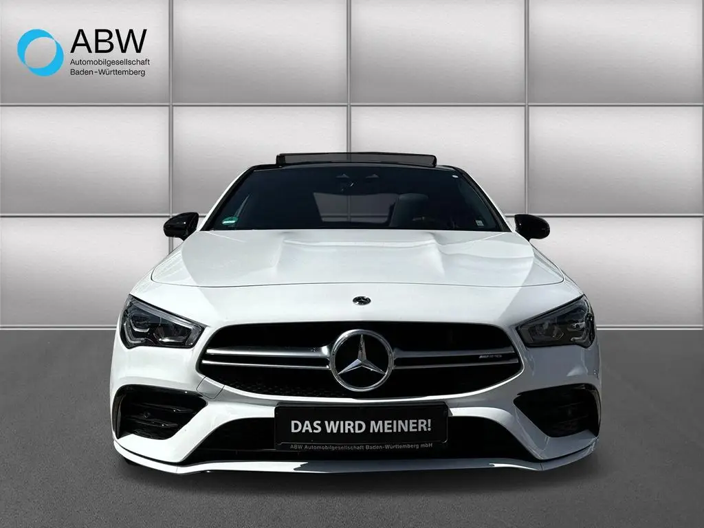 Photo 1 : Mercedes-benz Classe Cla 2022 Essence