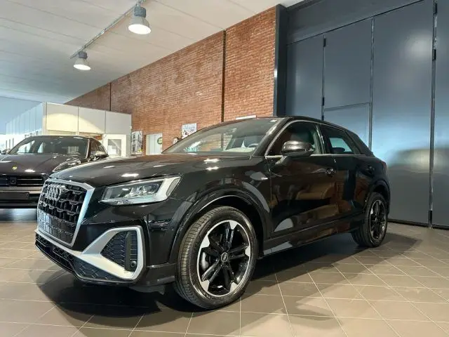 Photo 1 : Audi Q2 2022 Petrol