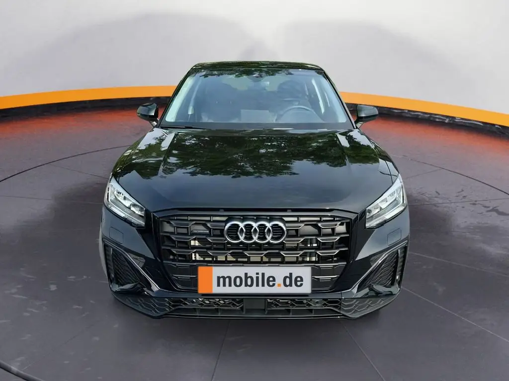 Photo 1 : Audi Q2 2024 Essence