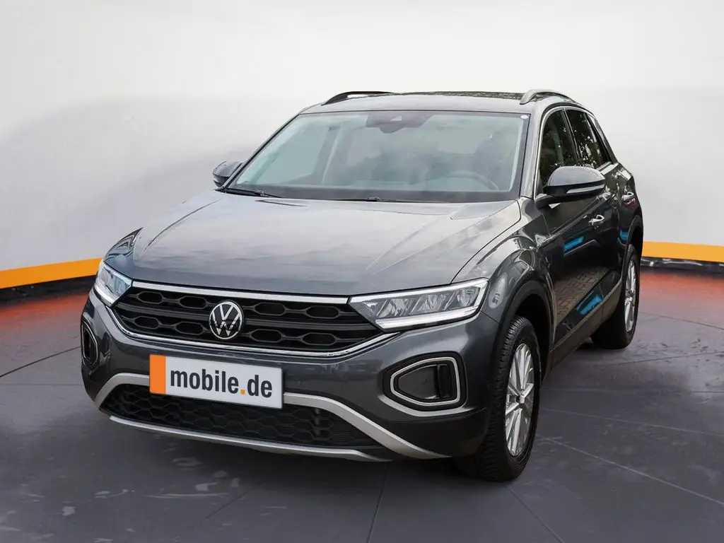 Photo 1 : Volkswagen T-roc 2024 Petrol