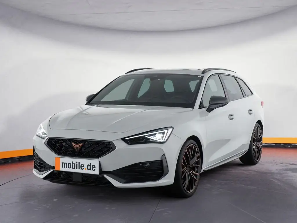 Photo 1 : Cupra Leon 2024 Petrol