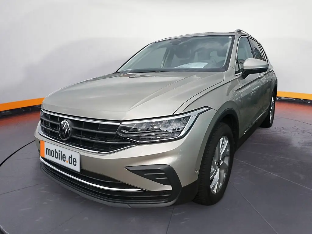 Photo 1 : Volkswagen Tiguan 2024 Petrol