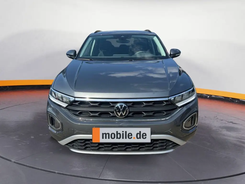 Photo 1 : Volkswagen T-roc 2024 Petrol