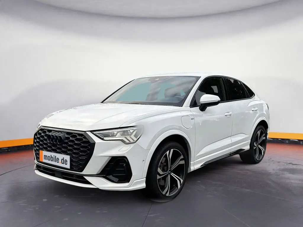 Photo 1 : Audi Q3 2021 Hybrid