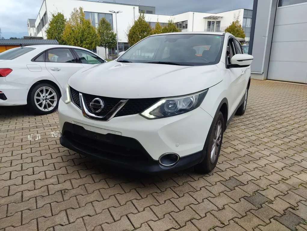 Photo 1 : Nissan Qashqai 2015 Essence