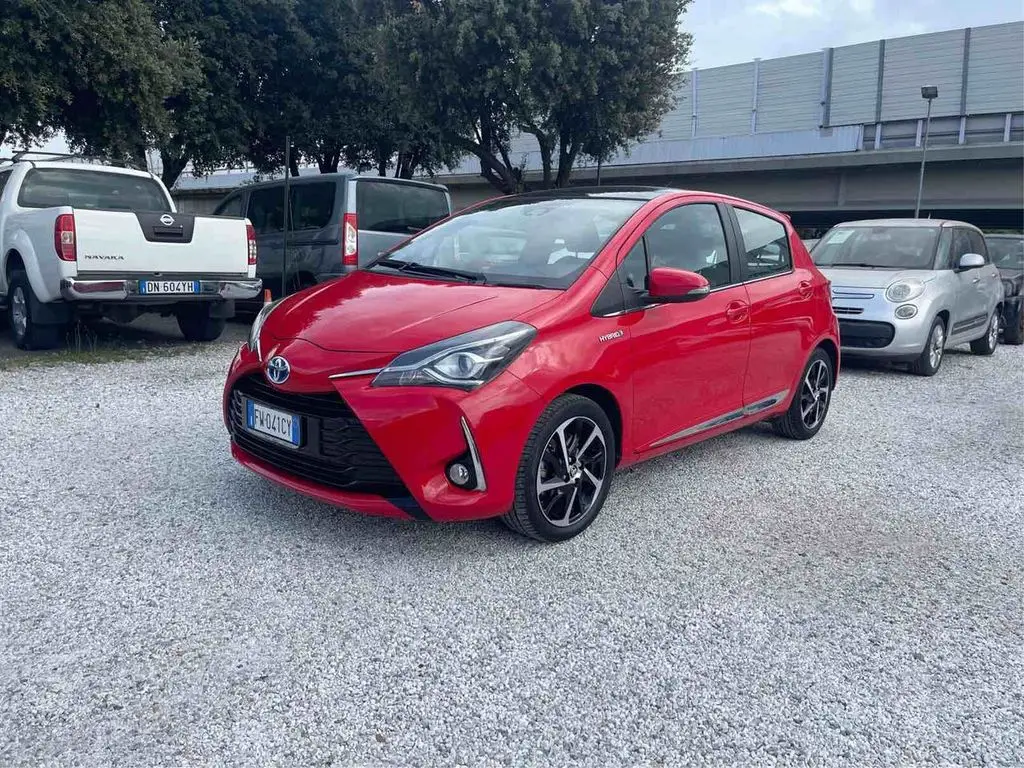 Photo 1 : Toyota Yaris 2019 Hybrid