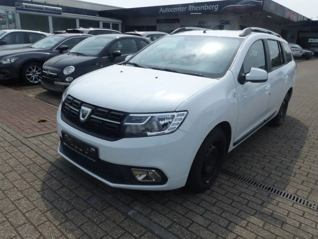 Photo 1 : Dacia Logan 2017 Petrol