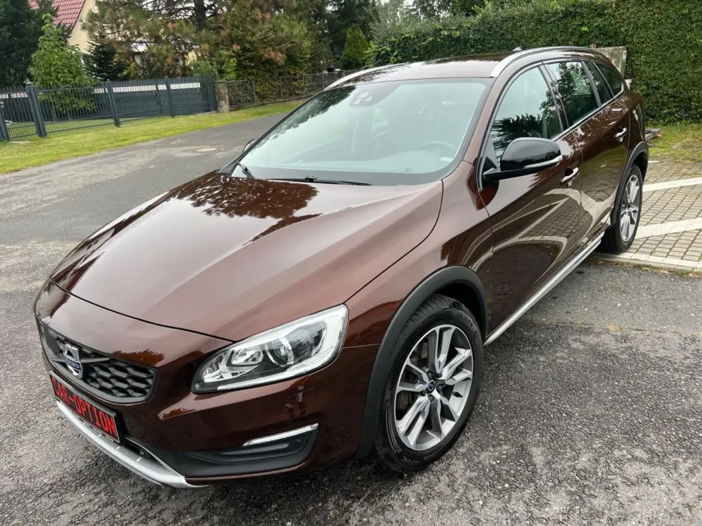 Photo 1 : Volvo V60 2016 Diesel