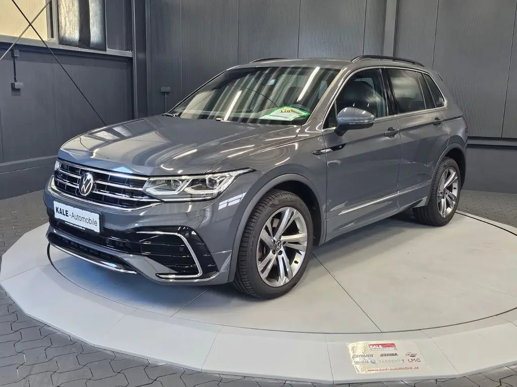 Photo 1 : Volkswagen Tiguan 2021 Petrol