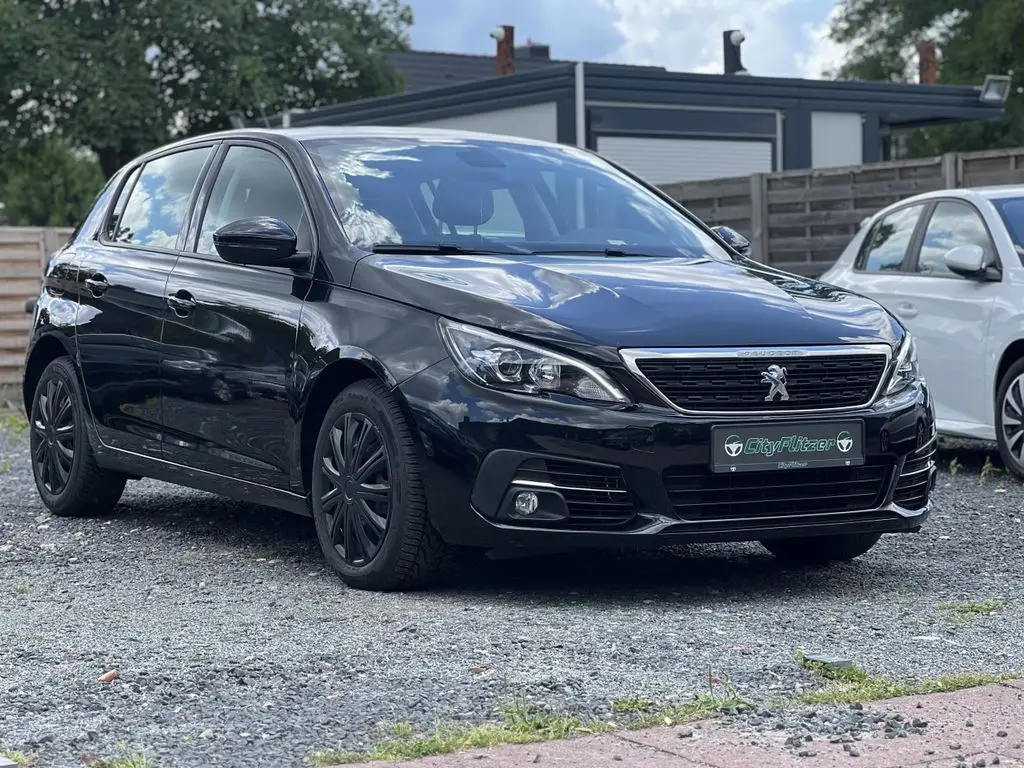 Photo 1 : Peugeot 308 2021 Petrol