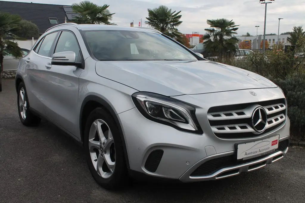 Photo 1 : Mercedes-benz Classe Gla 2019 Essence