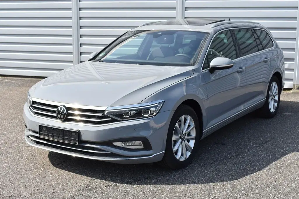 Photo 1 : Volkswagen Passat 2023 Diesel