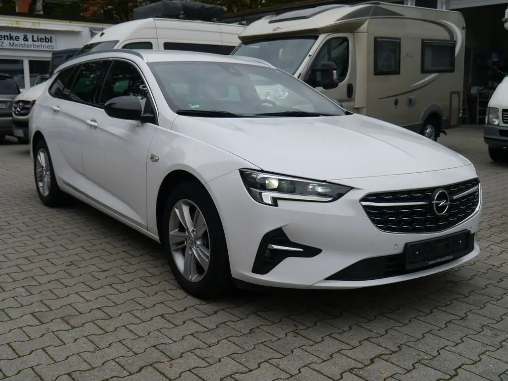 Photo 1 : Opel Insignia 2022 Diesel