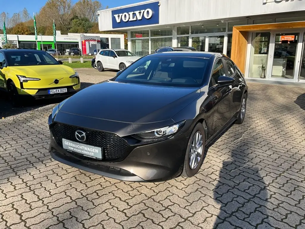 Photo 1 : Mazda 3 2019 Petrol