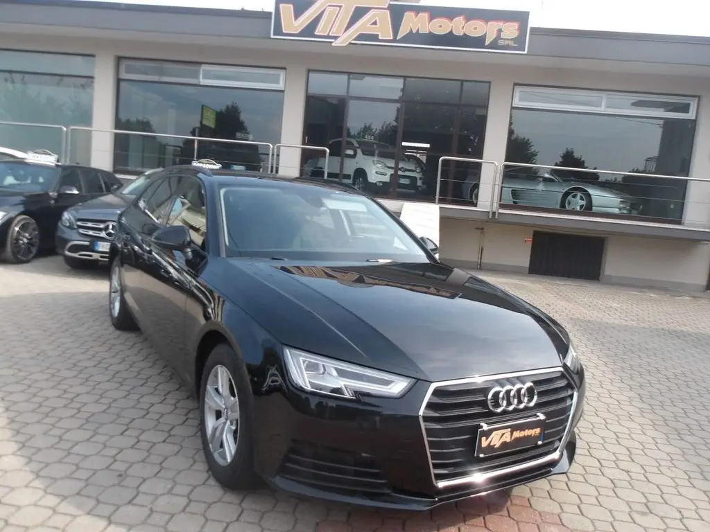 Photo 1 : Audi A4 2019 Diesel