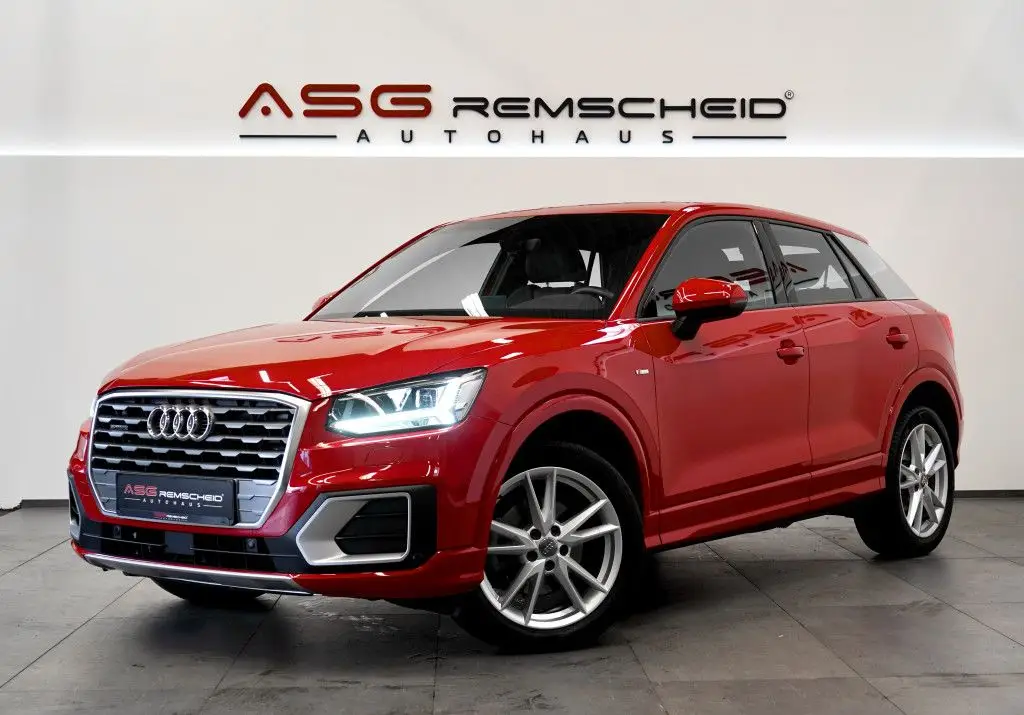 Photo 1 : Audi Q2 2018 Diesel