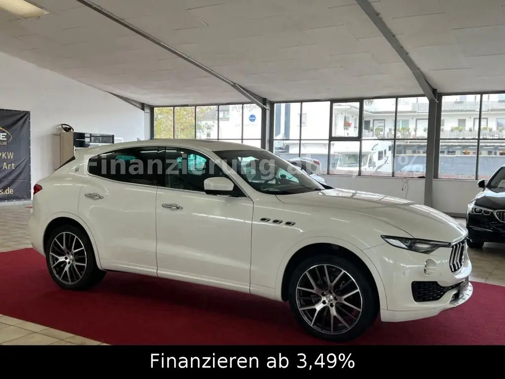 Photo 1 : Maserati Levante 2016 Diesel