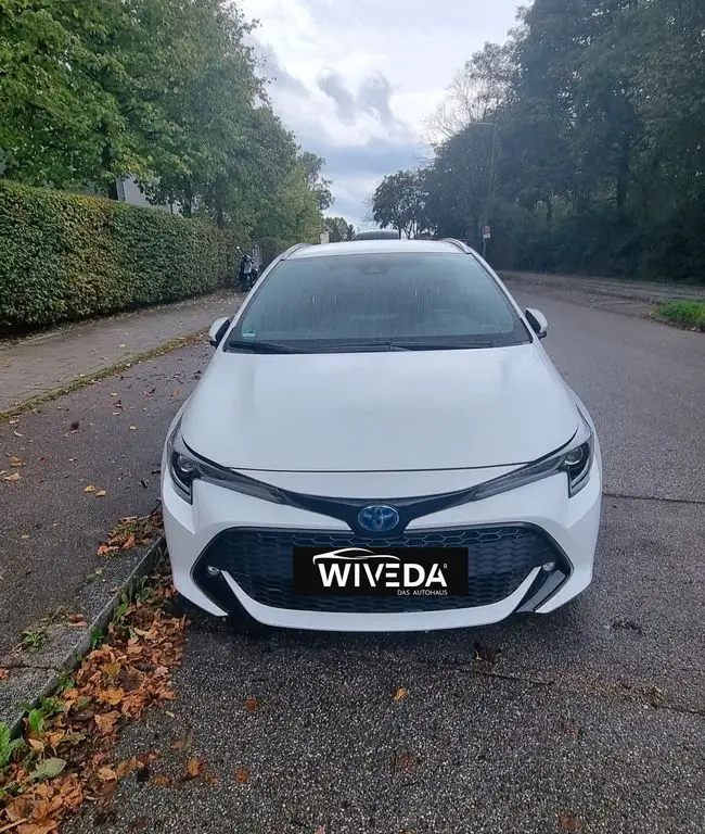 Photo 1 : Toyota Corolla 2019 Hybrid