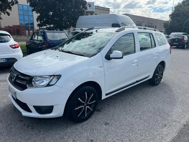 Photo 1 : Dacia Logan 2015 Autres