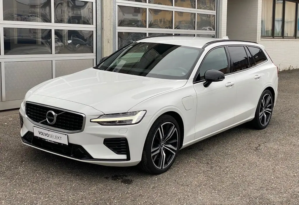 Photo 1 : Volvo V60 2020 Hybride