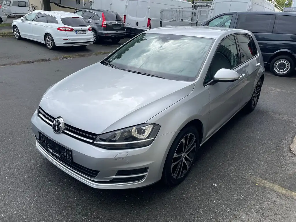 Photo 1 : Volkswagen Golf 2016 Essence