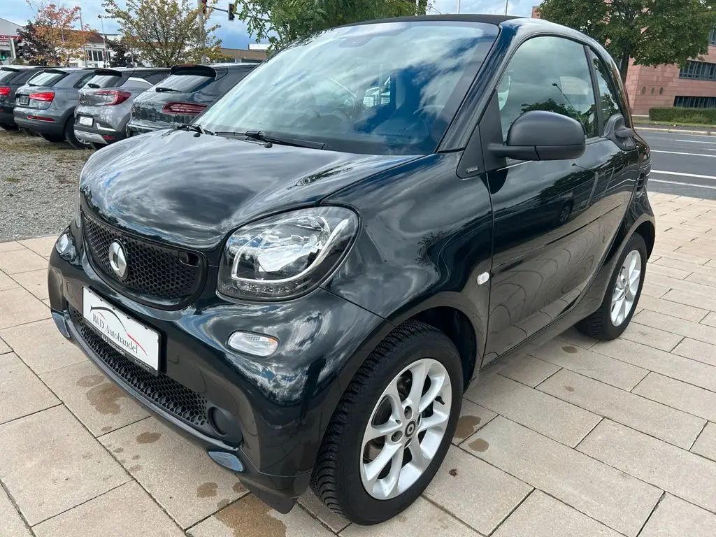 Photo 1 : Smart Fortwo 2017 Petrol