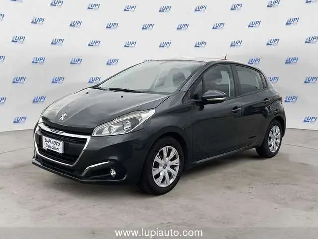 Photo 1 : Peugeot 208 2017 Diesel