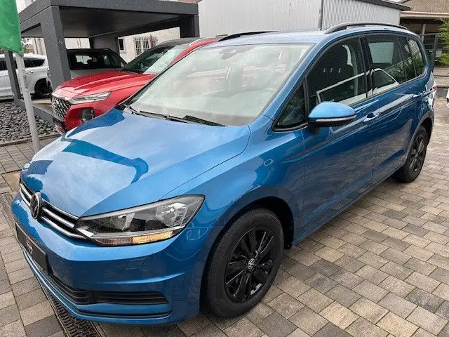 Photo 1 : Volkswagen Touran 2023 Diesel