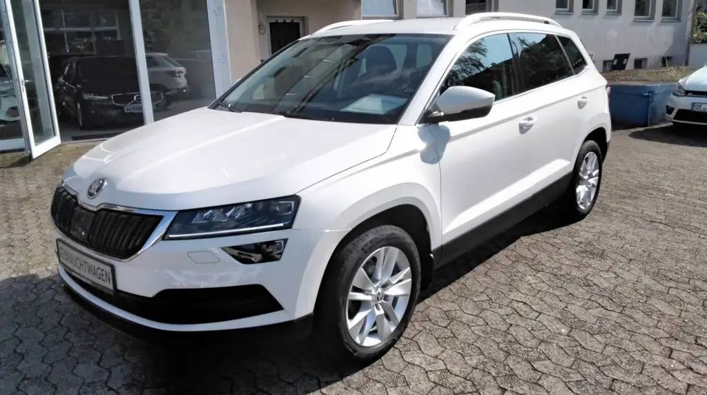 Photo 1 : Skoda Karoq 2021 Essence