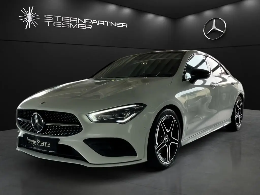 Photo 1 : Mercedes-benz Classe Cla 2020 Petrol