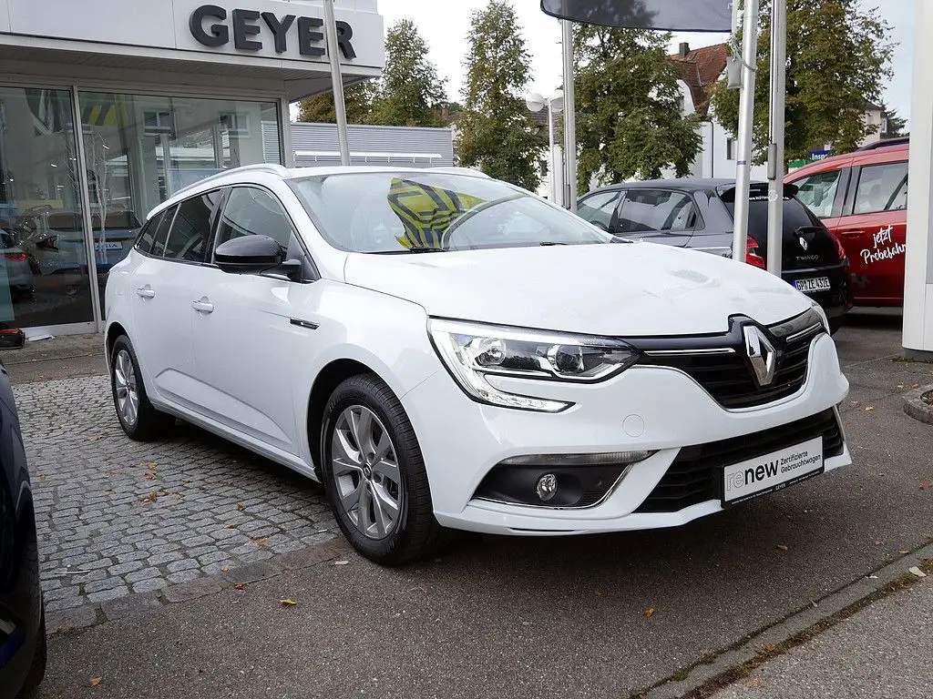 Photo 1 : Renault Megane 2020 Essence