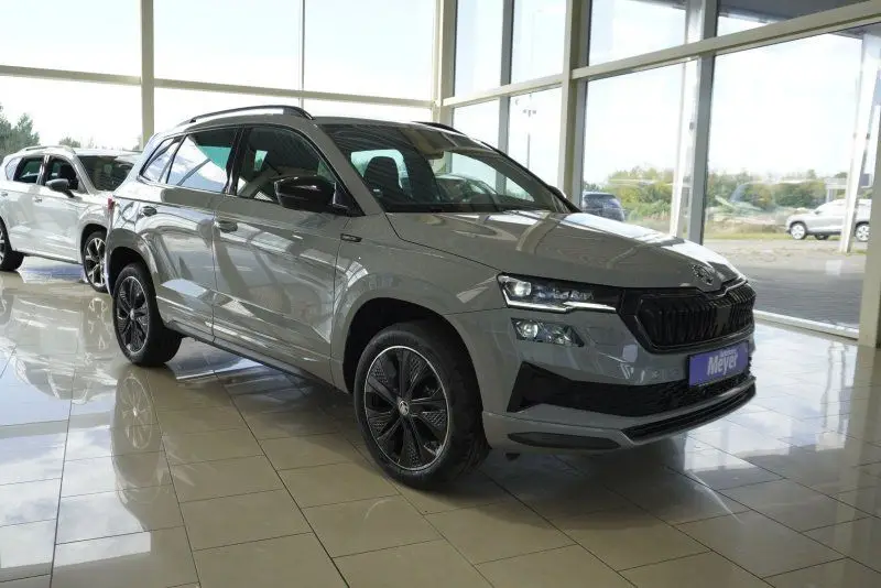 Photo 1 : Skoda Karoq 2024 Essence