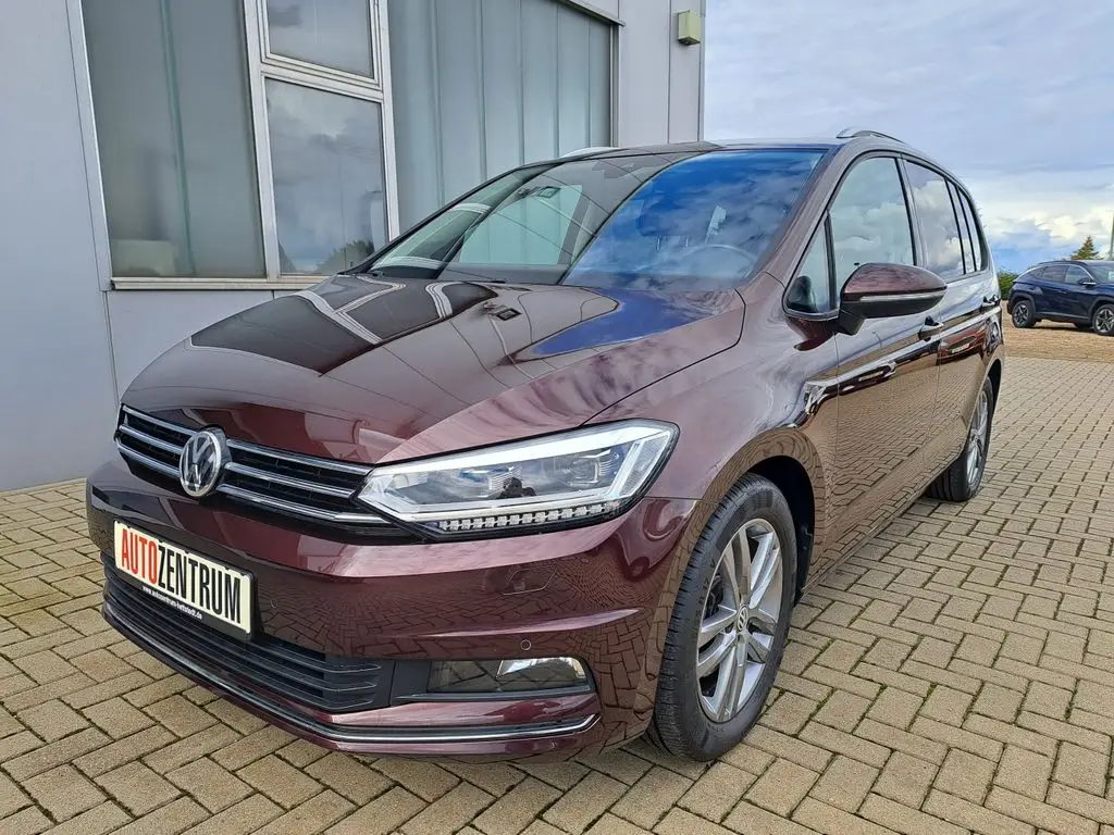 Photo 1 : Volkswagen Touran 2017 Petrol