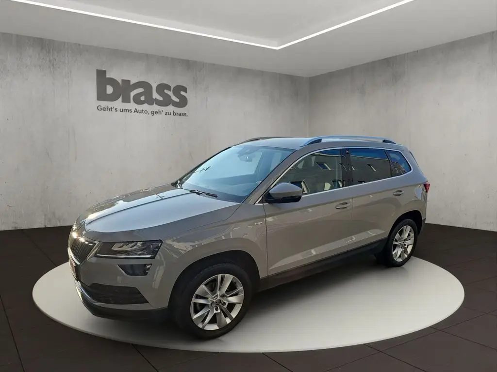 Photo 1 : Skoda Karoq 2020 Essence