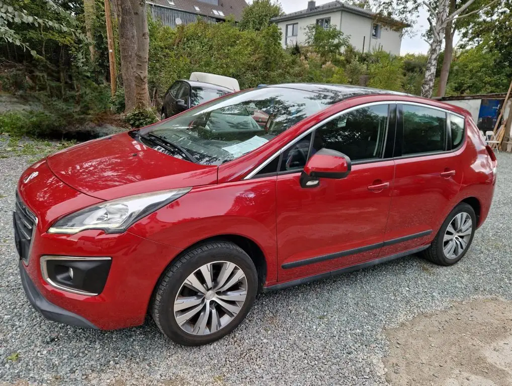 Photo 1 : Peugeot 3008 2015 Petrol