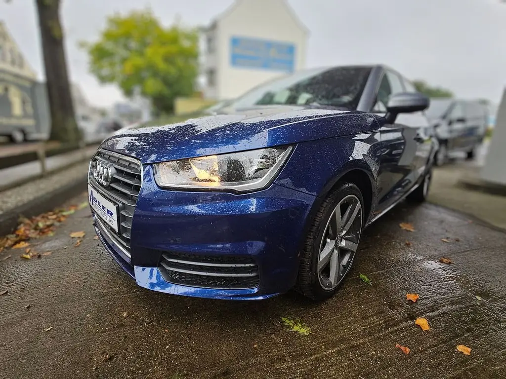 Photo 1 : Audi A1 2016 Essence