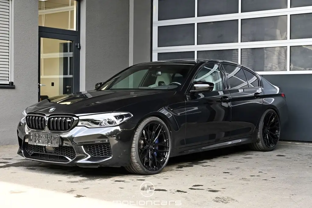 Photo 1 : Bmw M5 2018 Essence